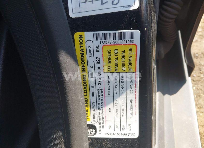 Photo 9 of 2016 Ford Focus SE (VIN 1FADP3F28GL321063)