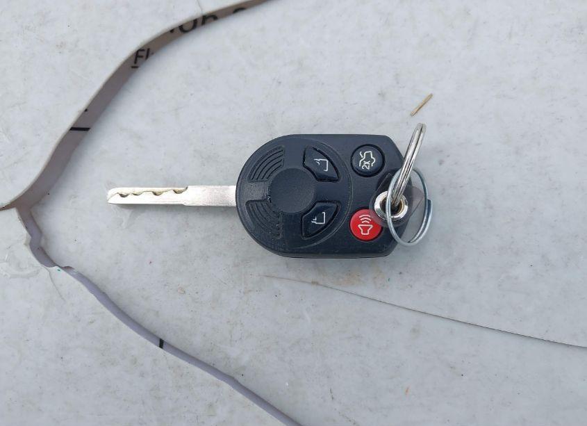 Photo 11 of 2016 Ford Focus SE (VIN 1FADP3F28GL329275)