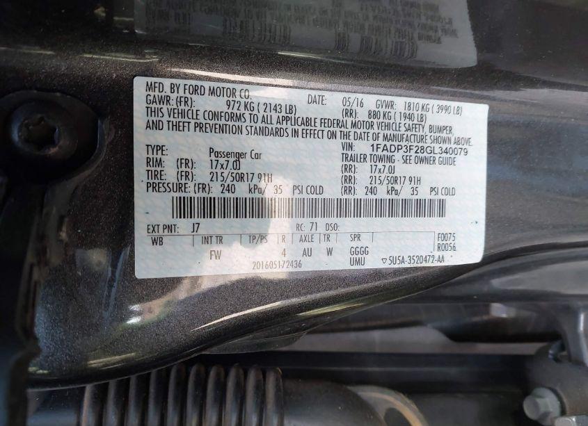 Photo 8 of 2016 Ford Focus SE (VIN 1FADP3F28GL340079)