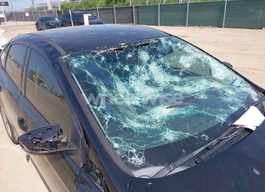 Photo 6 of 2016 Ford Focus SE (VIN 1FADP3F28GL349817)