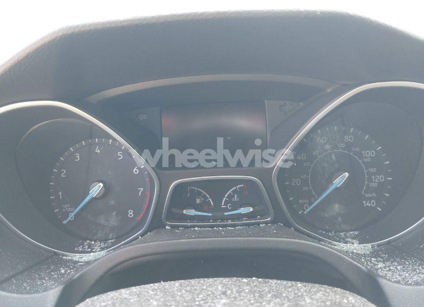 Photo 7 of 2016 Ford Focus SE (VIN 1FADP3F28GL349817)