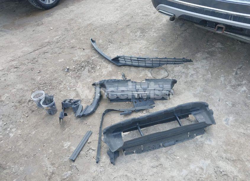 Photo 12 of 2016 Ford Focus SE (VIN 1FADP3F28GL358243)