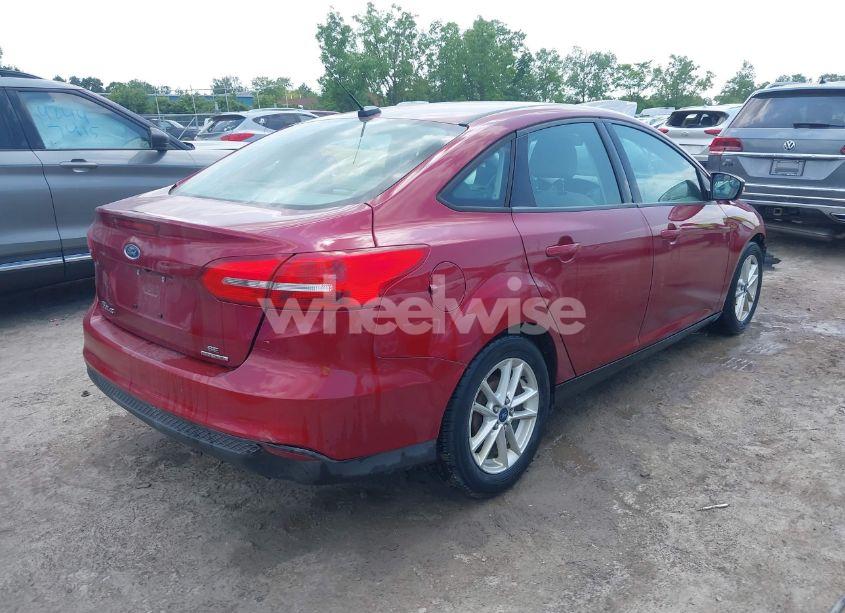 Photo 4 of 2016 Ford Focus SE (VIN 1FADP3F28GL358243)