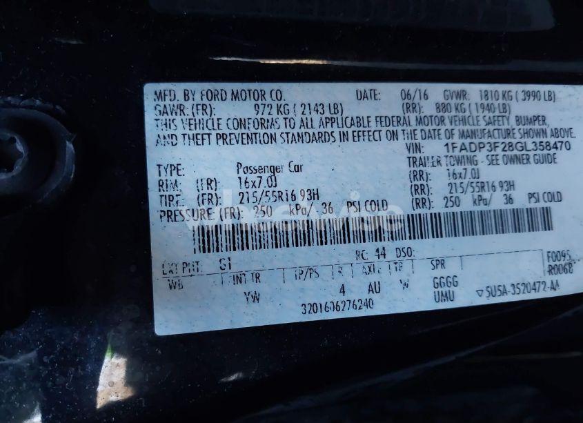 Photo 9 of 2016 Ford Focus SE (VIN 1FADP3F28GL358470)