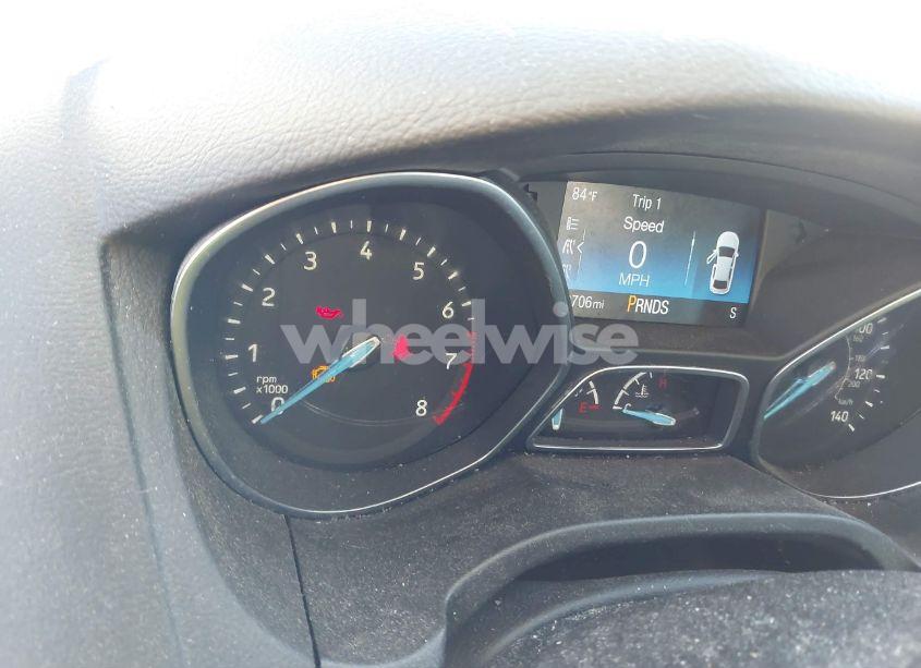 Photo 7 of 2016 Ford Focus SE (VIN 1FADP3F28GL371350)