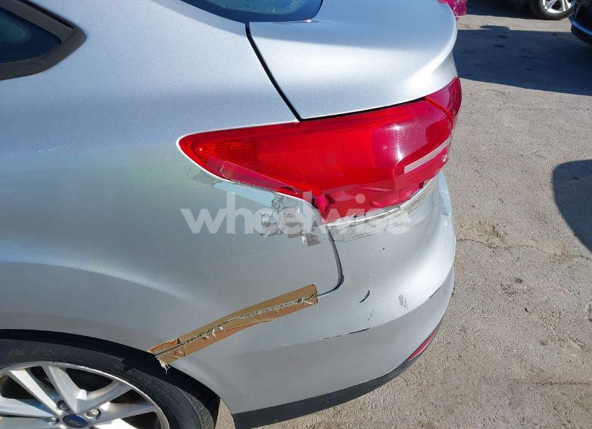 Photo 14 of 2016 Ford Focus SE (VIN 1FADP3F28GL389377)