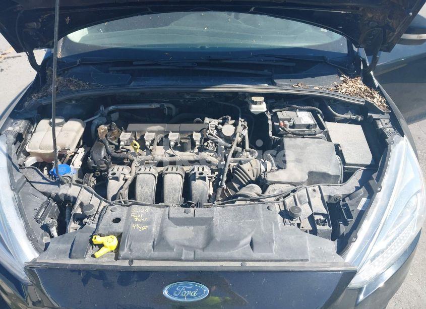 Photo 10 of 2017 Ford Focus SE (VIN 1FADP3F28HL216766)