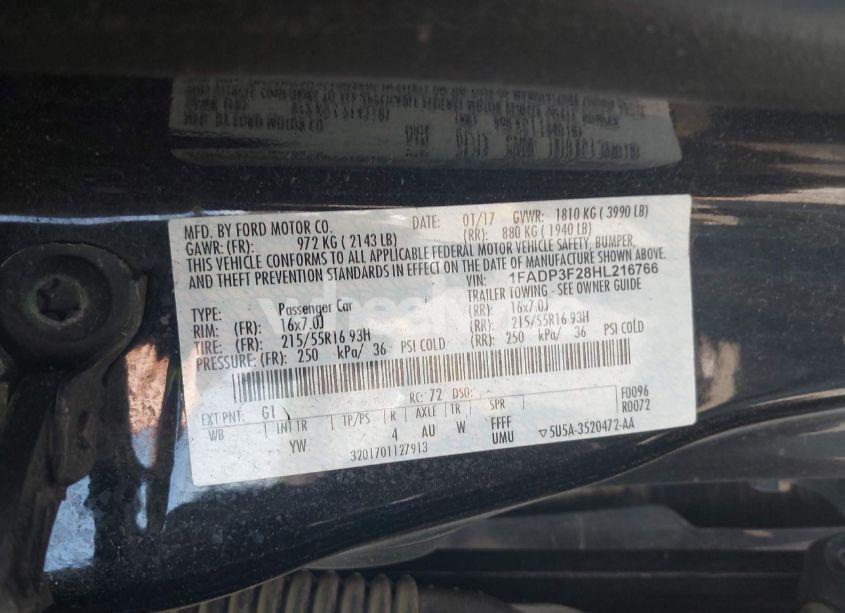 Photo 9 of 2017 Ford Focus SE (VIN 1FADP3F28HL216766)