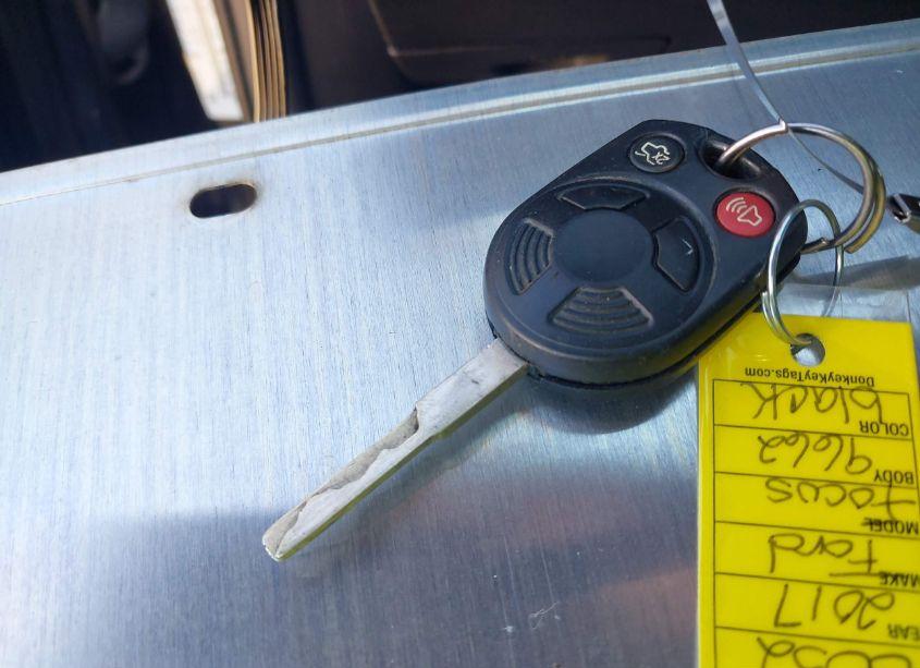 Photo 11 of 2017 Ford Focus SE (VIN 1FADP3F28HL269662)