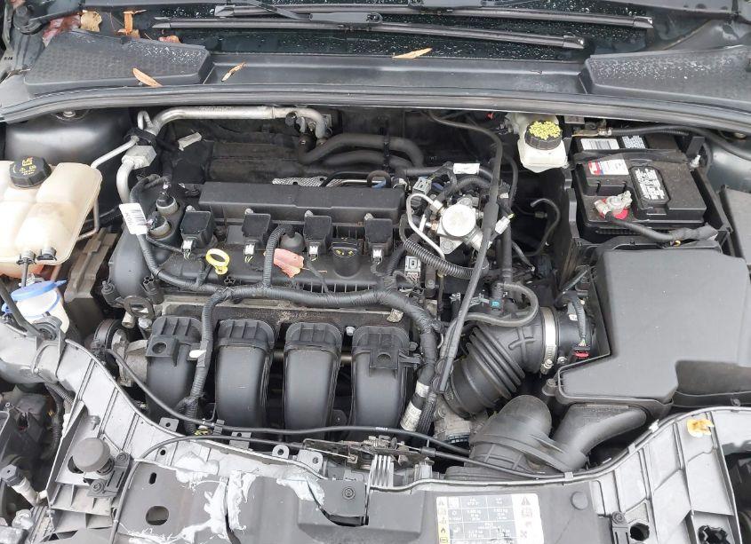 Photo 10 of 2017 Ford Focus SE (VIN 1FADP3F28HL279947)