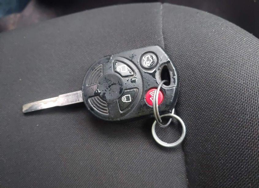 Photo 11 of 2017 Ford Focus SE (VIN 1FADP3F28HL328788)