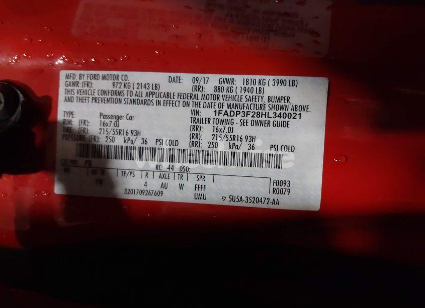 Photo 9 of 2017 Ford Focus SE (VIN 1FADP3F28HL340021)