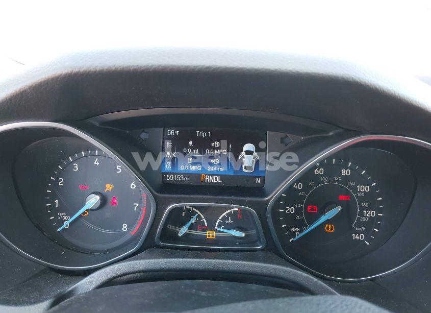 Photo 7 of 2018 Ford Focus SE (VIN 1FADP3F28JL238384)