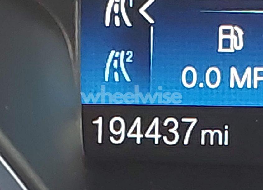 Photo 16 of 2018 Ford Focus SE (VIN 1FADP3F28JL254391)