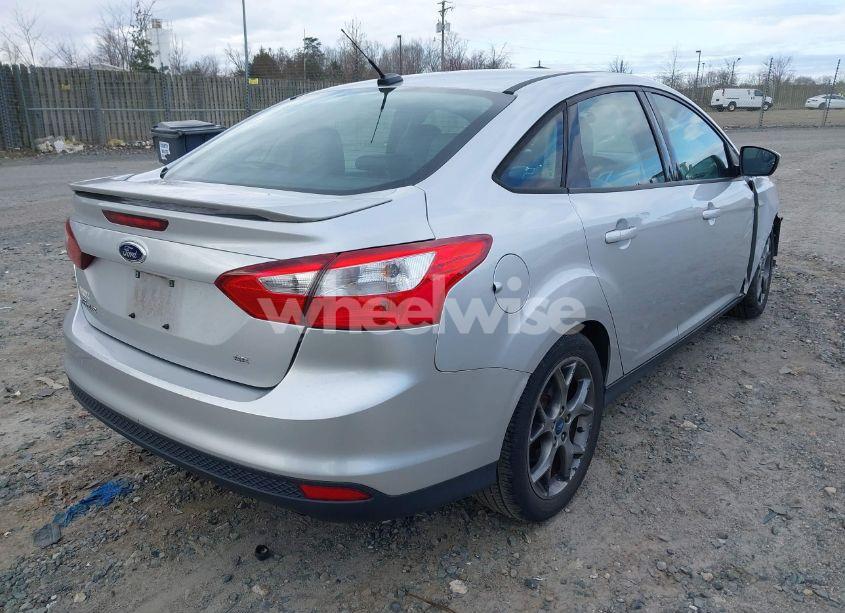 Photo 4 of 2013 Ford Focus SE (VIN 1FADP3F29DL103337)