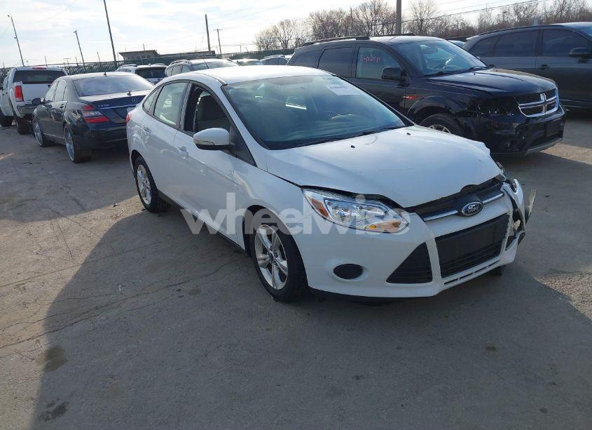 2013 Ford Focus SE (VIN 1FADP3F29DL130361) main photo