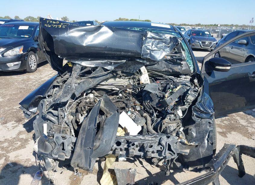 Photo 10 of 2013 Ford Focus SE (VIN 1FADP3F29DL157611)