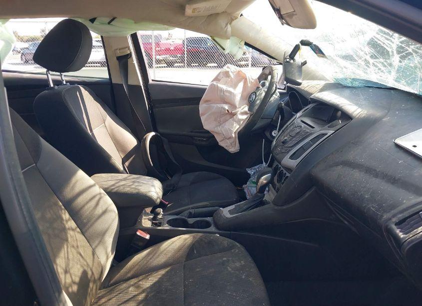 Photo 5 of 2013 Ford Focus SE (VIN 1FADP3F29DL157611)