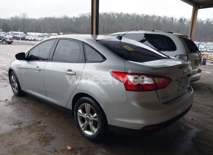 Photo 3 of 2013 Ford Focus SE (VIN 1FADP3F29DL177003)