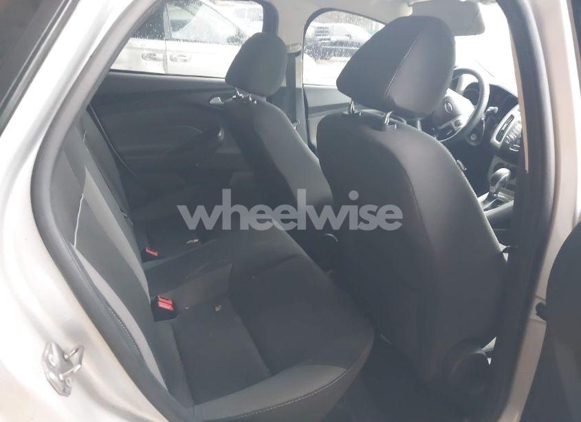 Photo 8 of 2013 Ford Focus SE (VIN 1FADP3F29DL177003)