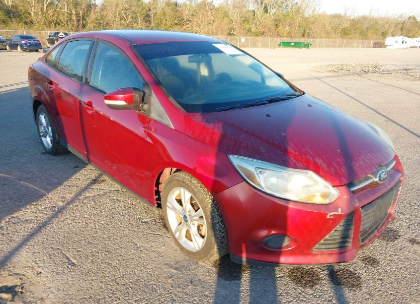 2013 Ford Focus SE (VIN 1FADP3F29DL187160) main photo