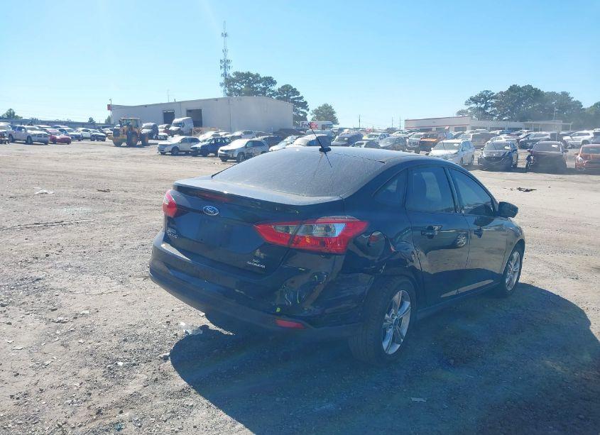 Photo 4 of 2013 Ford Focus SE (VIN 1FADP3F29DL188714)