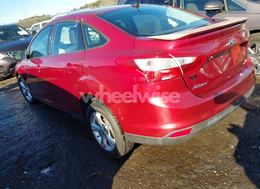 Photo 3 of 2013 Ford Focus SE (VIN 1FADP3F29DL198501)