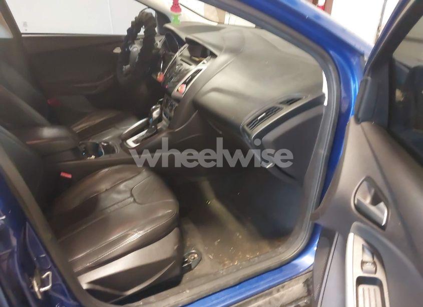 Photo 5 of 2013 Ford Focus SE (VIN 1FADP3F29DL199342)