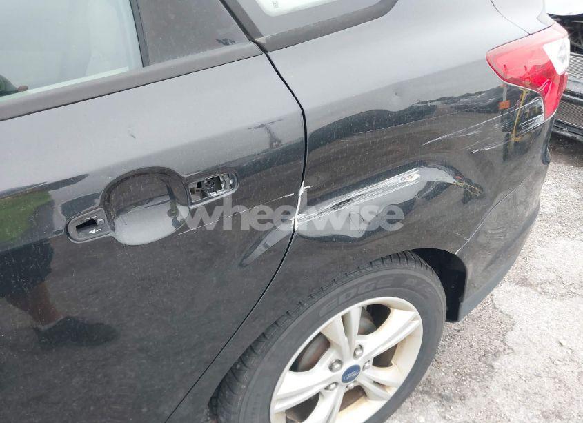 Photo 6 of 2013 Ford Focus SE (VIN 1FADP3F29DL206824)