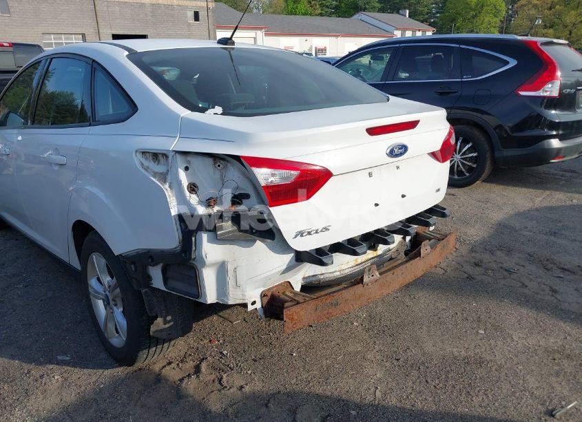 Photo 6 of 2013 Ford Focus SE (VIN 1FADP3F29DL239824)