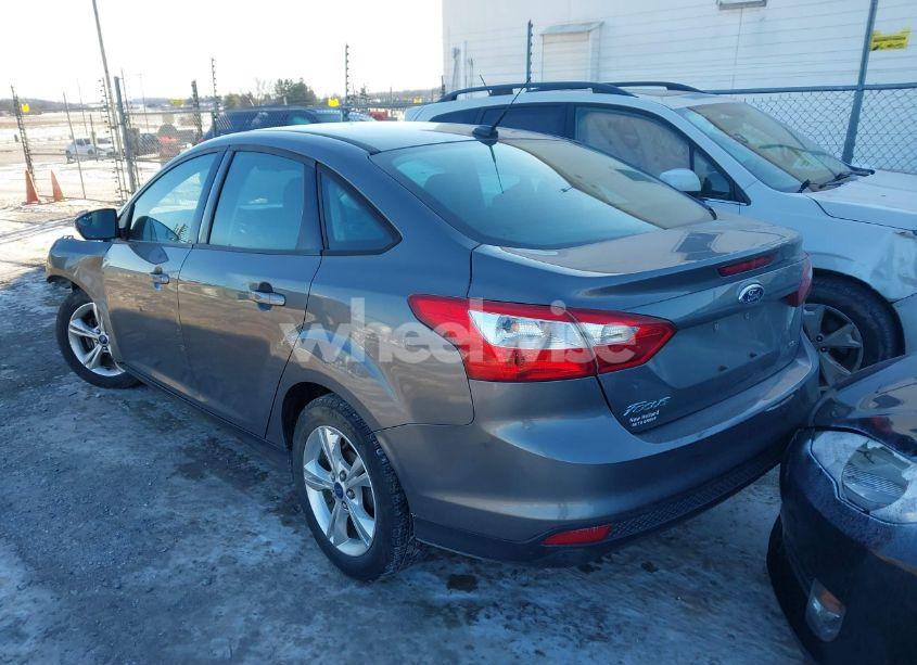 Photo 3 of 2013 Ford Focus SE (VIN 1FADP3F29DL257790)