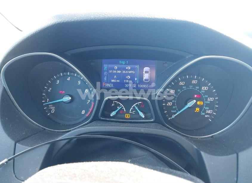 Photo 7 of 2013 Ford Focus SE (VIN 1FADP3F29DL257790)
