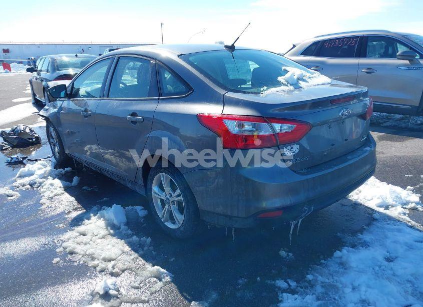 Photo 3 of 2013 Ford Focus SE (VIN 1FADP3F29DL263668)