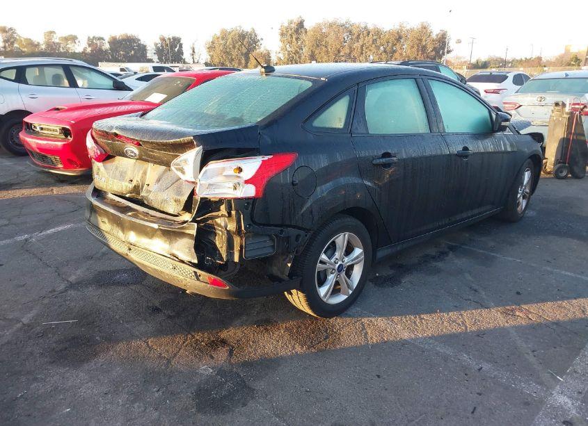 Photo 4 of 2013 Ford Focus SE (VIN 1FADP3F29DL264089)