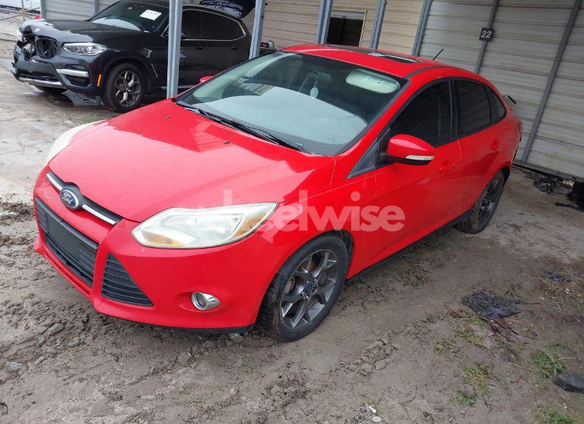 Photo 2 of 2013 Ford Focus SE (VIN 1FADP3F29DL265565)