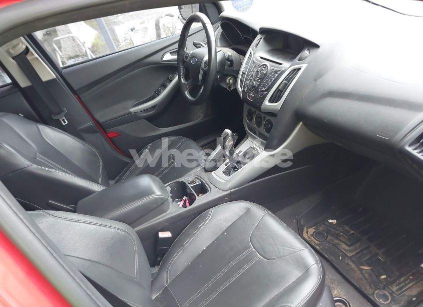 Photo 5 of 2013 Ford Focus SE (VIN 1FADP3F29DL265565)