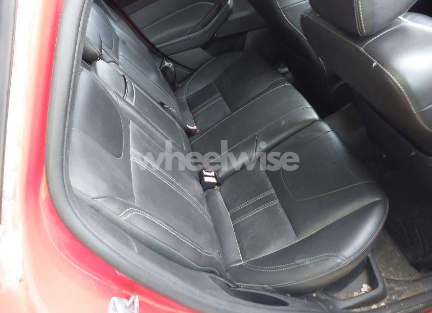 Photo 8 of 2013 Ford Focus SE (VIN 1FADP3F29DL265565)