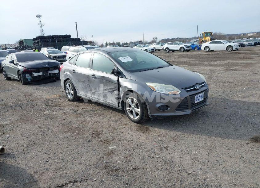 2013 Ford Focus SE (VIN 1FADP3F29DL265646) main photo