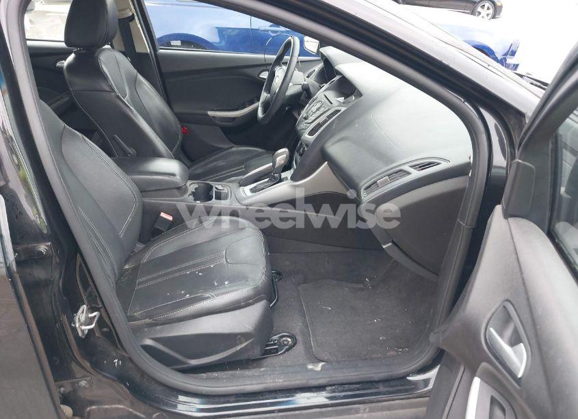 Photo 5 of 2013 Ford Focus SE (VIN 1FADP3F29DL266120)