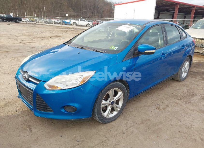 Photo 2 of 2013 Ford Focus SE (VIN 1FADP3F29DL289221)