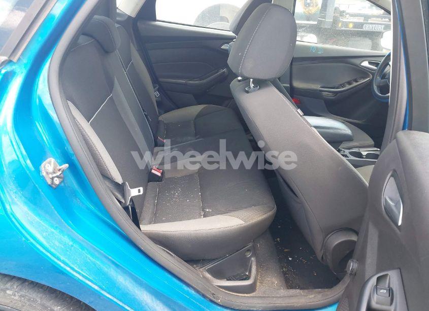 Photo 8 of 2013 Ford Focus SE (VIN 1FADP3F29DL300041)