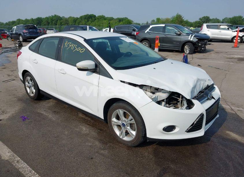 2013 Ford Focus SE (VIN 1FADP3F29DL309581) main photo