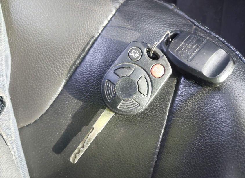 Photo 11 of 2013 Ford Focus SE (VIN 1FADP3F29DL320323)