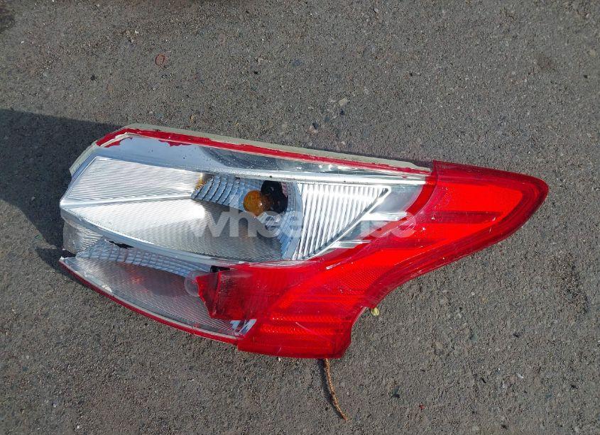 Photo 12 of 2013 Ford Focus SE (VIN 1FADP3F29DL338014)