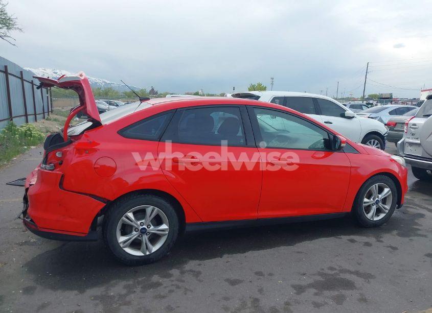Photo 14 of 2013 Ford Focus SE (VIN 1FADP3F29DL338014)