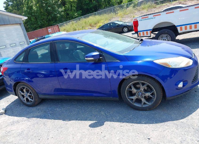 Photo 14 of 2013 Ford Focus SE (VIN 1FADP3F29DL354150)