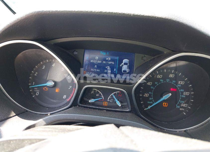 Photo 16 of 2013 Ford Focus SE (VIN 1FADP3F29DL354150)