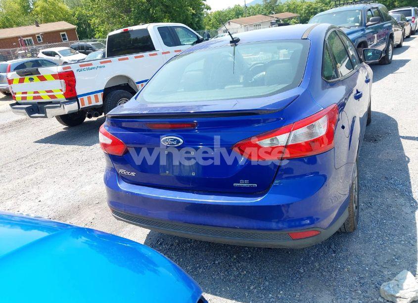 Photo 17 of 2013 Ford Focus SE (VIN 1FADP3F29DL354150)