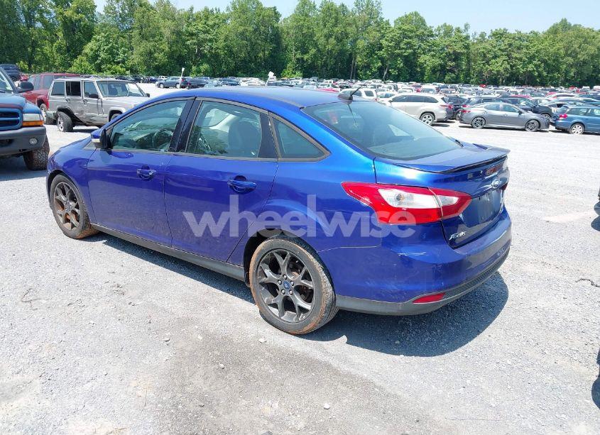 Photo 3 of 2013 Ford Focus SE (VIN 1FADP3F29DL354150)