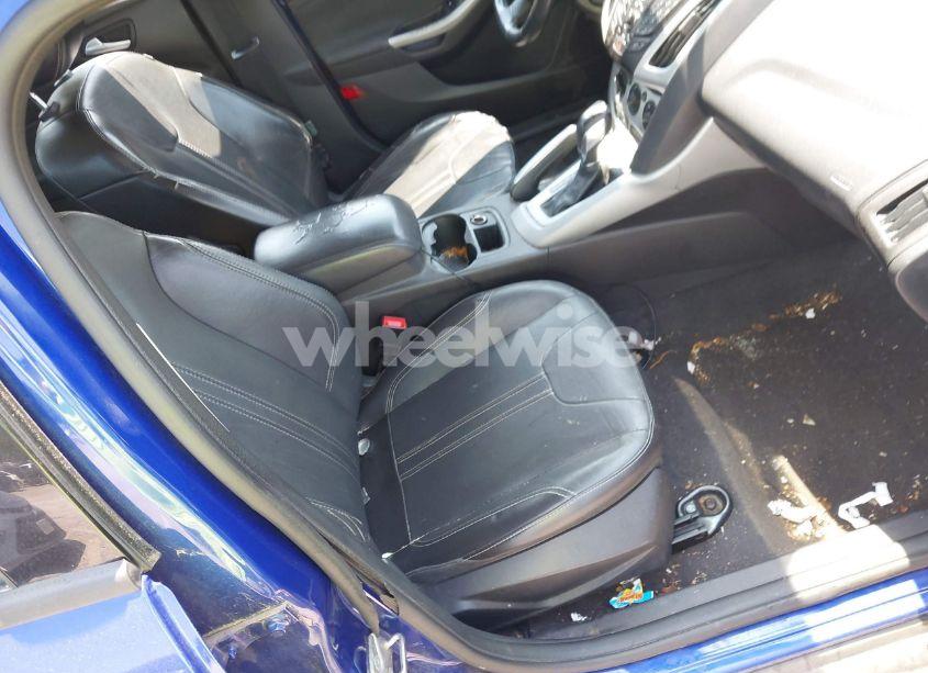 Photo 5 of 2013 Ford Focus SE (VIN 1FADP3F29DL354150)